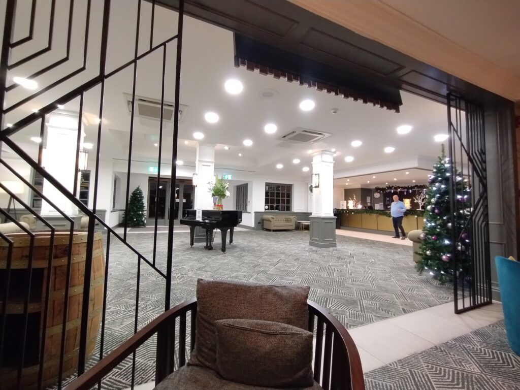 Southampton Doubletree Hilton reception area