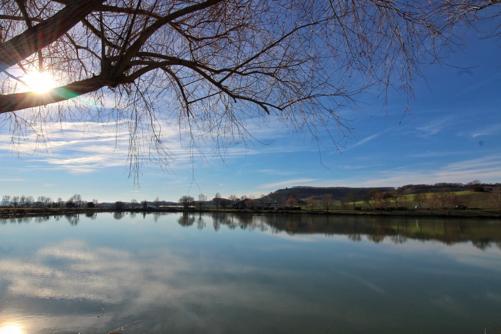 The lake at Aquaval Water park Lautrec