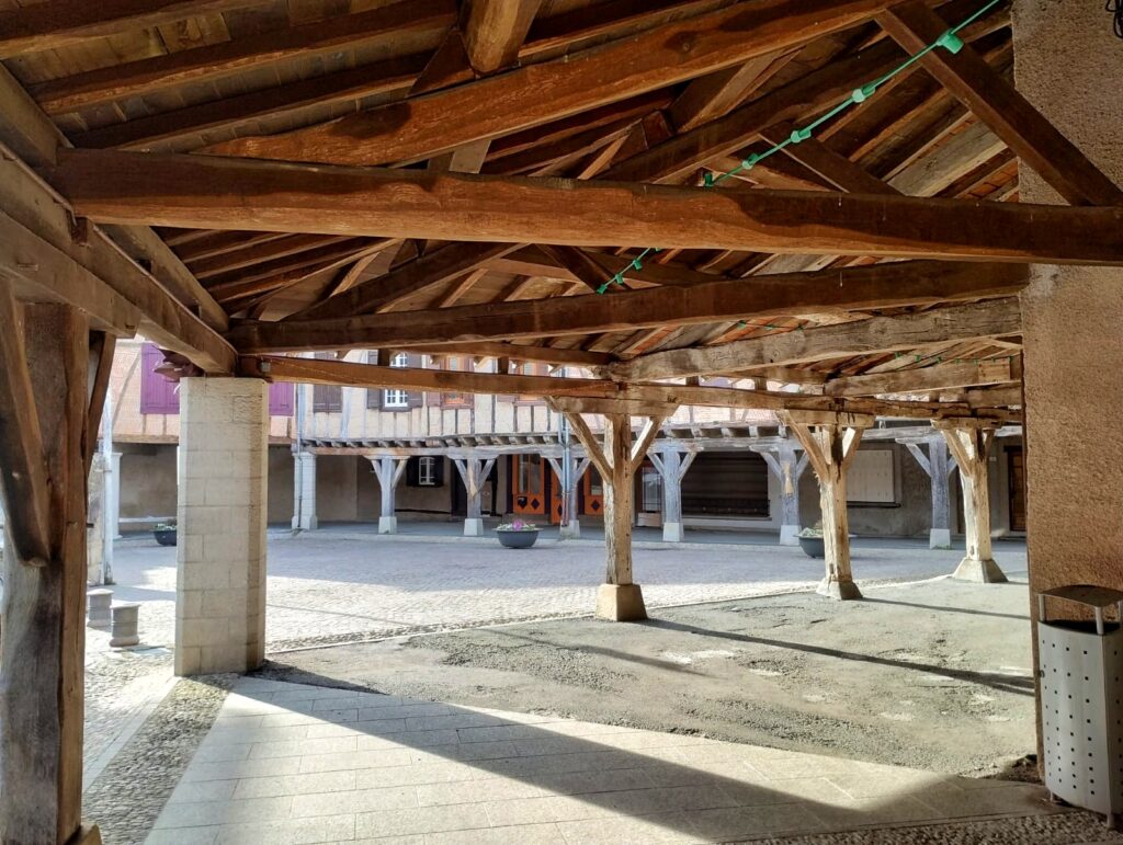 Lautrec Market Square