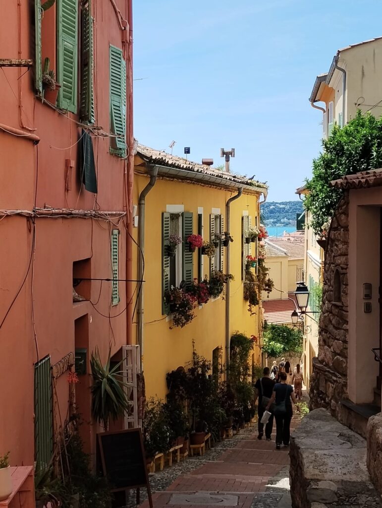 downhill steps with colourful houses leading down